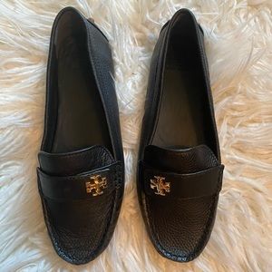 Tory Burch Kira Driver in perfect black, size 7.5